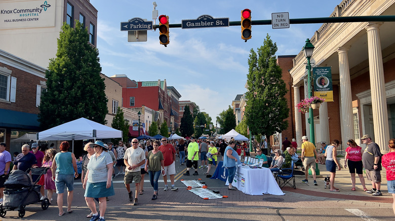 A crowd on Mount Vernon's main street