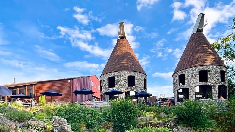 Twin Oast Brewing buildings