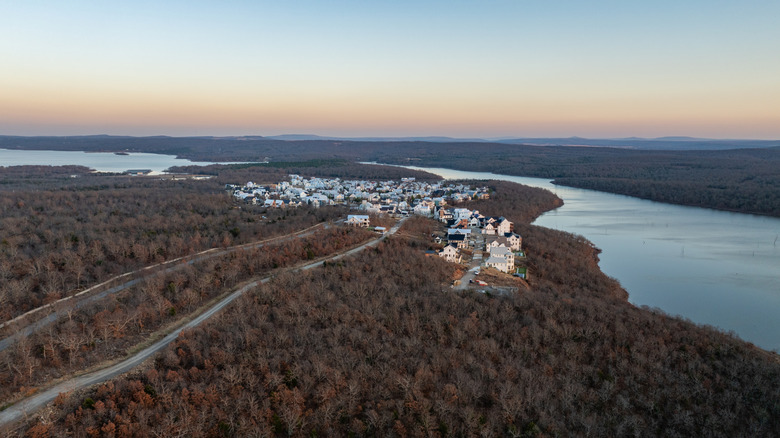 Overhead shot of Carlton Landing, Oklahoma