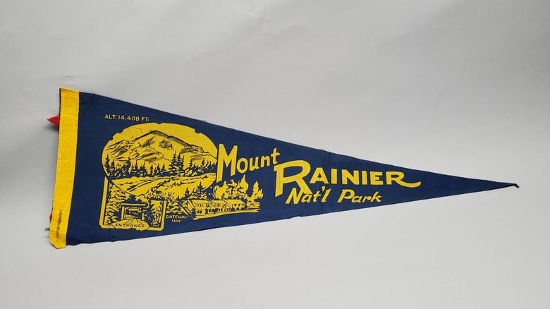 Vintage Felt pennant from Mount Rainier National Park.