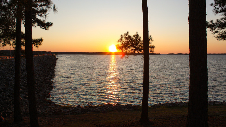 Sunset views of Clarks Hill Lake from the shores