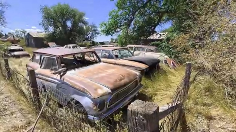 Abandoned cars in Ardmore