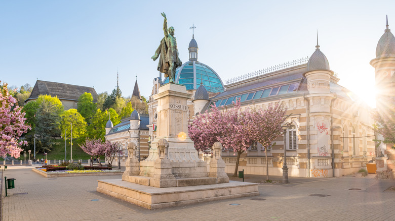 Lajos Kossuth statue in Elizabeth Square, Miskolc, Hungary