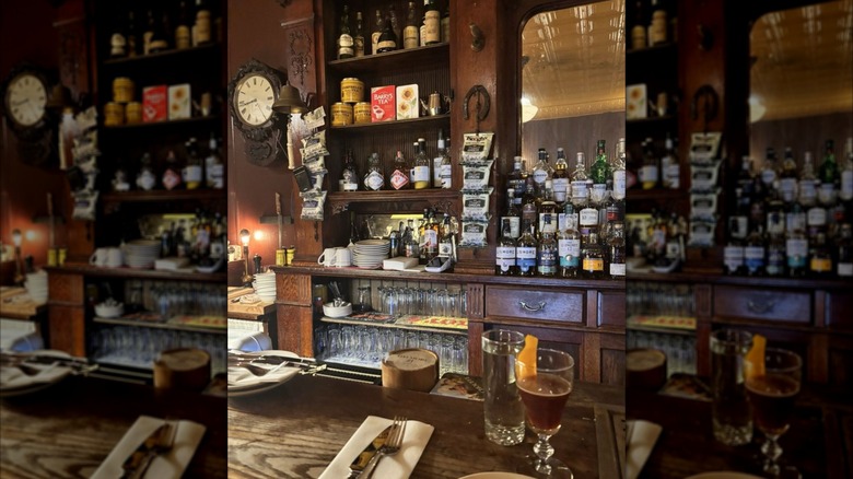 mussels and bread from The Wren in Baltimore