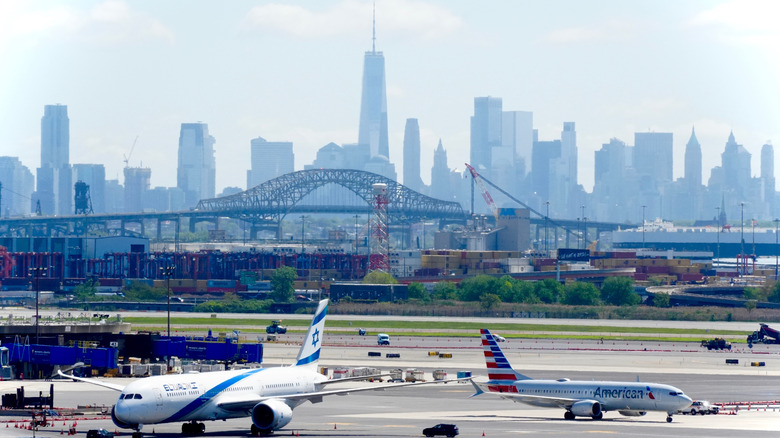 Planes and a backdrop of the New York skyline at Newark Airport