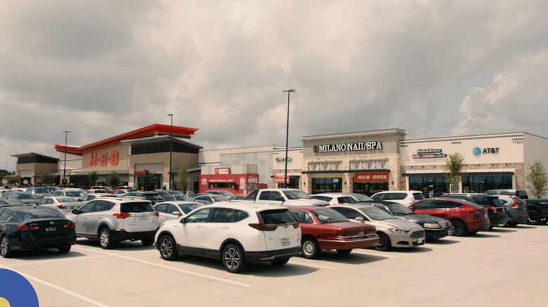 Cars parked in front of the Manvel Town Center