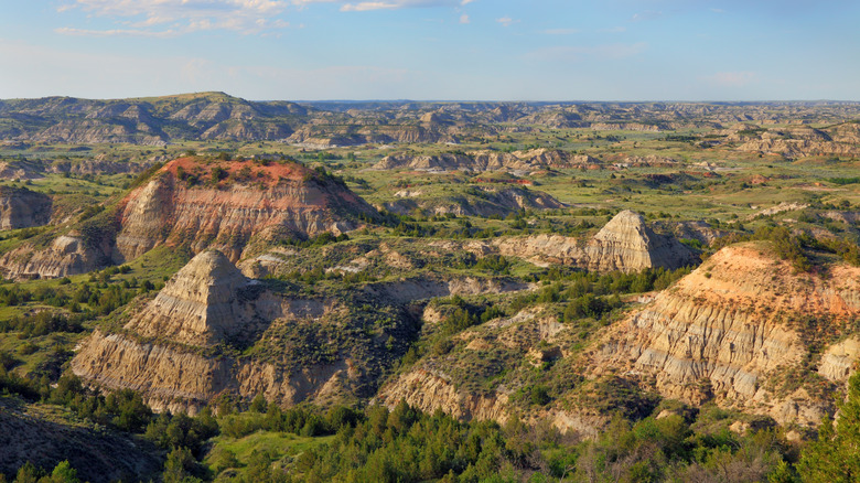 A view of cliffs and buttes in North Dakota
