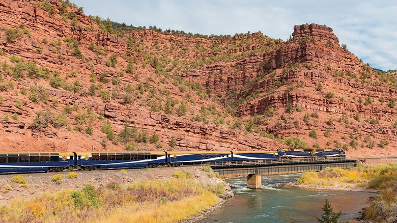 A view of the Rockies to the Red Rocks train