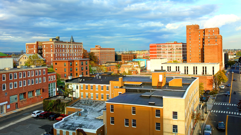 A sunny afternoon in Bridgeport, Connecticut