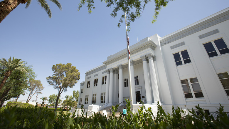 outside shot of the historic Imperial County Courthouse