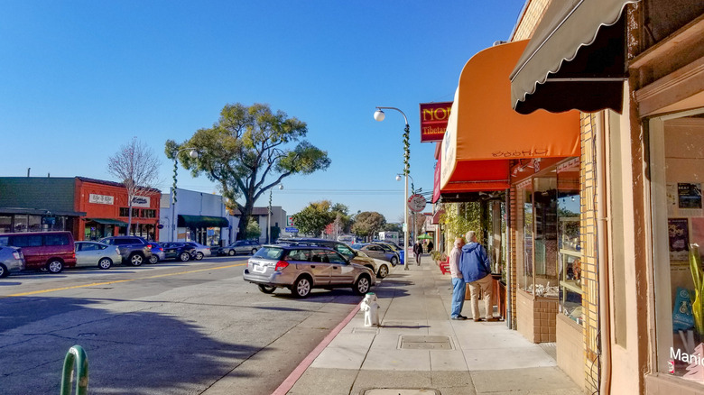 People shopping on Solano Avenue in Albany, California
