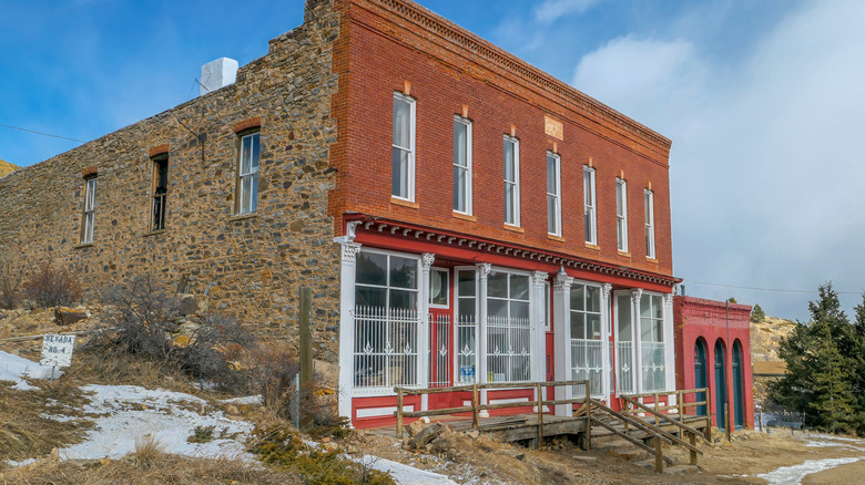 Abandoned building in Nevadaville