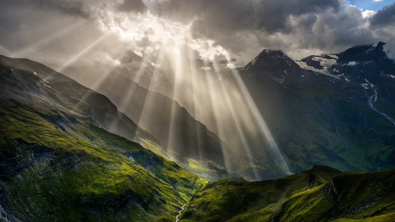 Crepuscular rays illuminating Hohe Tauern National Park