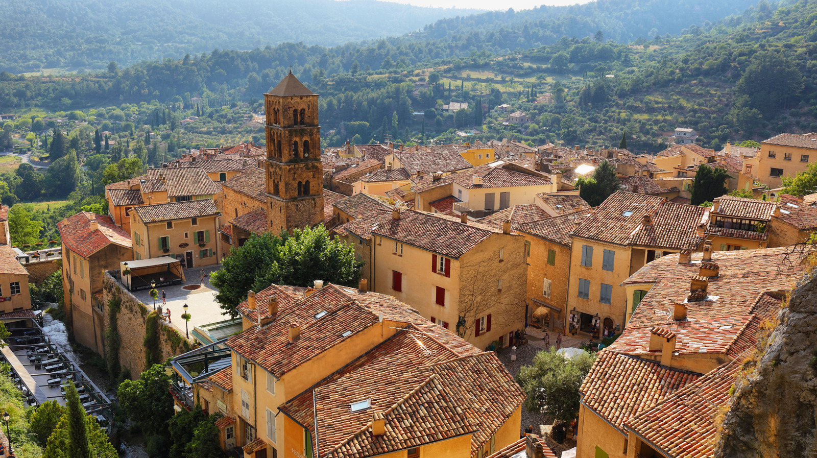 One Of France's Most Beautiful Villages Is Set Amid Fields Of Lavender ...