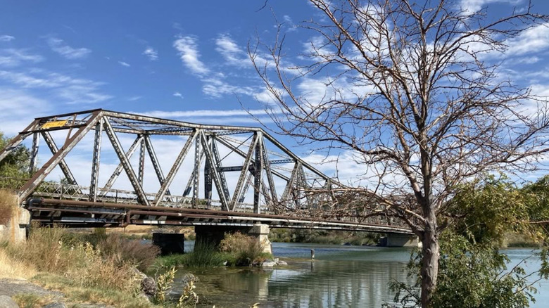 A view of the Owsley Bridge over Snake River in Idaho