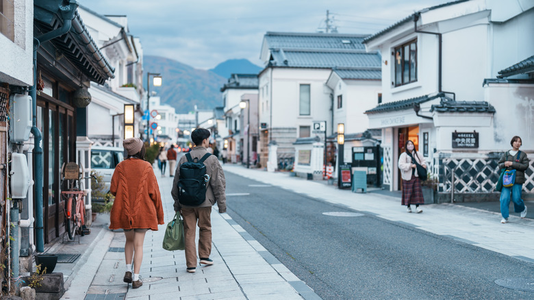 the historic buildings in Matsumoto's Nakamachi District