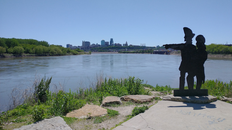 Silhouette statue of Lewis and Clark at Kaw Point Park, Kansas City