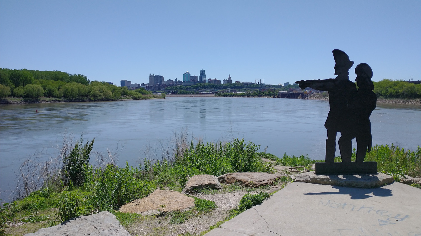 One Of Kansas City's Best Urban Gems Is A Historic Riverside Park Filled With Scenic Trails And Skyline Views