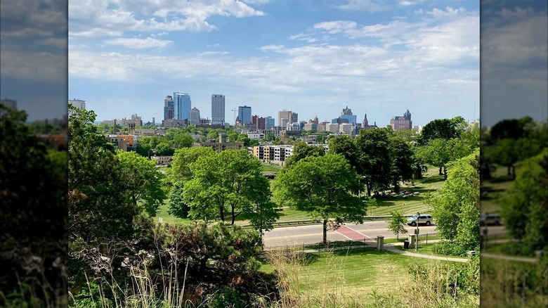 Sunny view of Milwaukee from Kilbourn Park