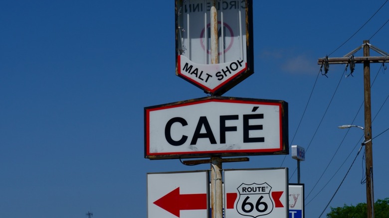 Abandoned cafe Route 66 sign in Sullivan, MO