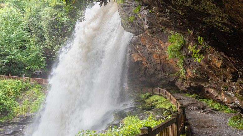 Path behind the waterfalls in Dry Falls, North Carolina