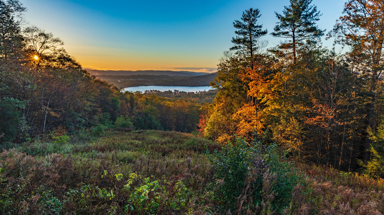 An overlook at Stockbridge Bowl in the Berkshires during autumn