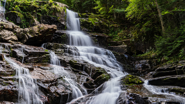 Beautiful Shelving Rock Falls