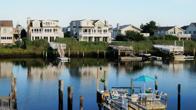 Luxury waterfront houses in Avalon's back bay area