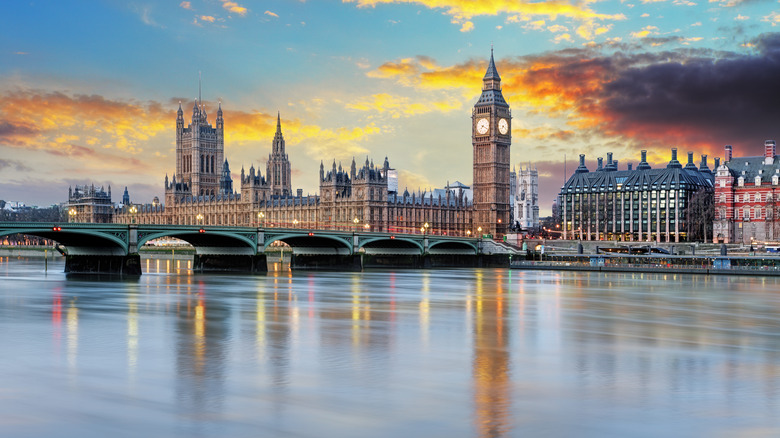 London, England 
