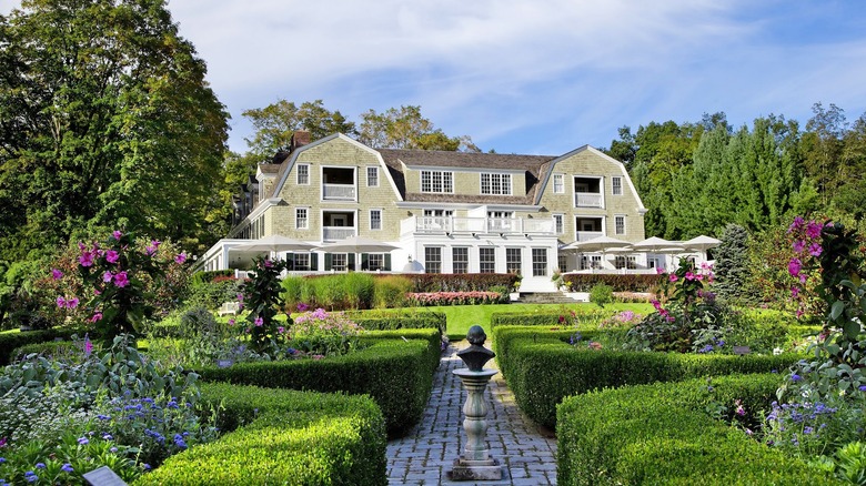 Hotel with sprawling gardens