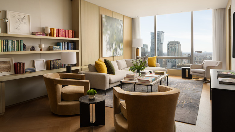 A view of the private office in the Royal Suite at Four Seasons Hotel Toronto