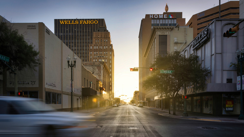 Street view of Downtown El Paso, Texas