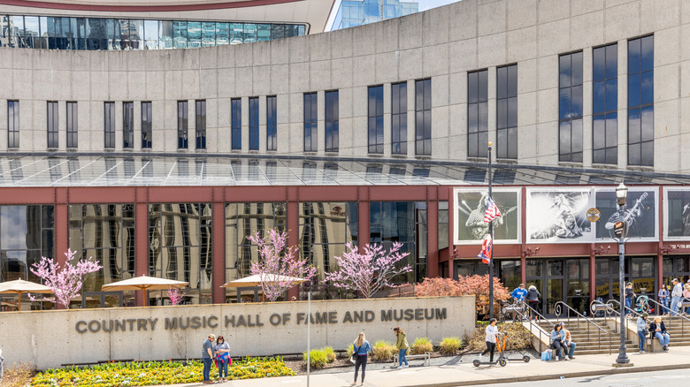 The Country Music Hall of Fame in Nashville, Tennessee, has an entrance that resembles a piano keyboard
