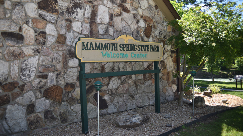 Sign at Mammoth Spring State Park welcome center