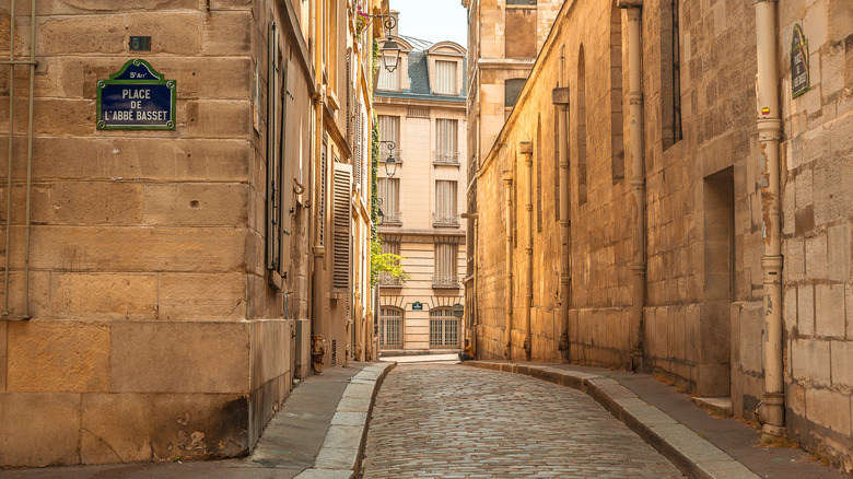 A quiet street in Paris with no pedestrians or cars