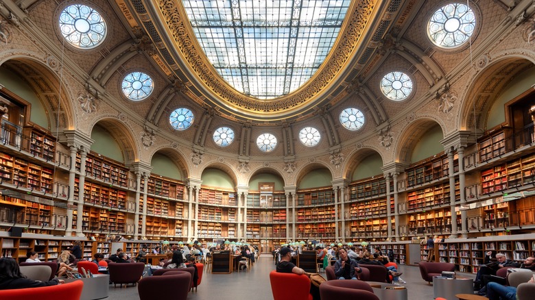 The Oval Room at the Bibliothéque Nationale de France