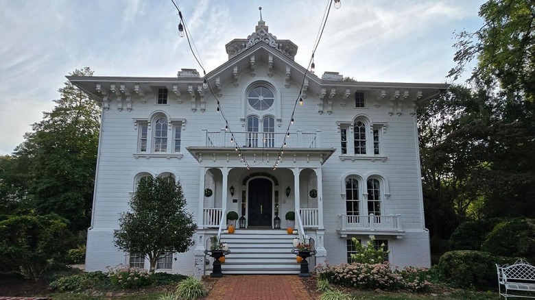 The Mayhurst Estate bed and breakfast in Orange, Virginia
