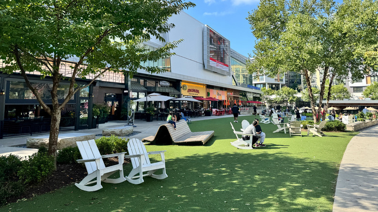 Outdoor plaza in the Mosaic District of Vienna