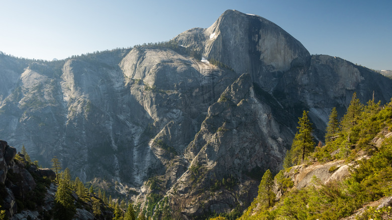 A view of the Half Dome in the sunlight