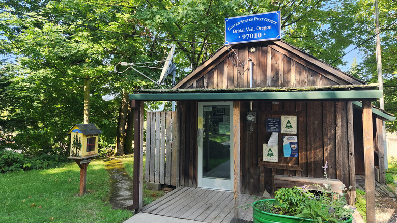 Exterior view of the Bridal Veil Post Office in Bridal Veil, Oregon, on a sunny day