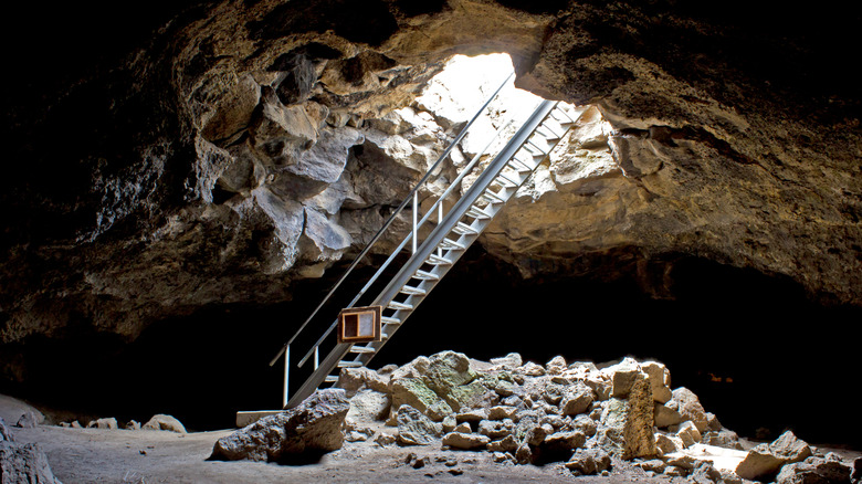 Metal stairway leading down to Boyd Cave, Oregon