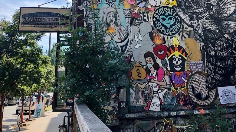 Street art on building on Mississippi Avenue in Boise-Eliot