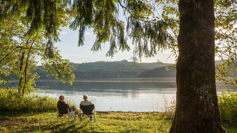 Seniors relaxing on the shores of Cottage Grove Lake, Oregon