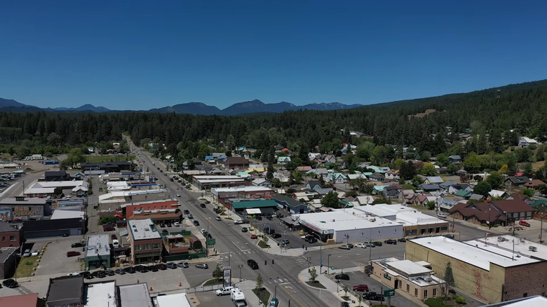 aerial view of cle elum's main street