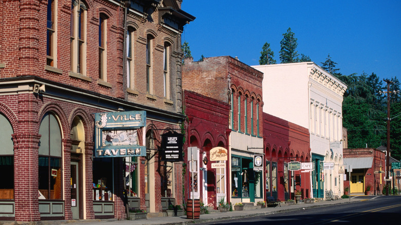 Historic buildings on California Street, Jacksonville