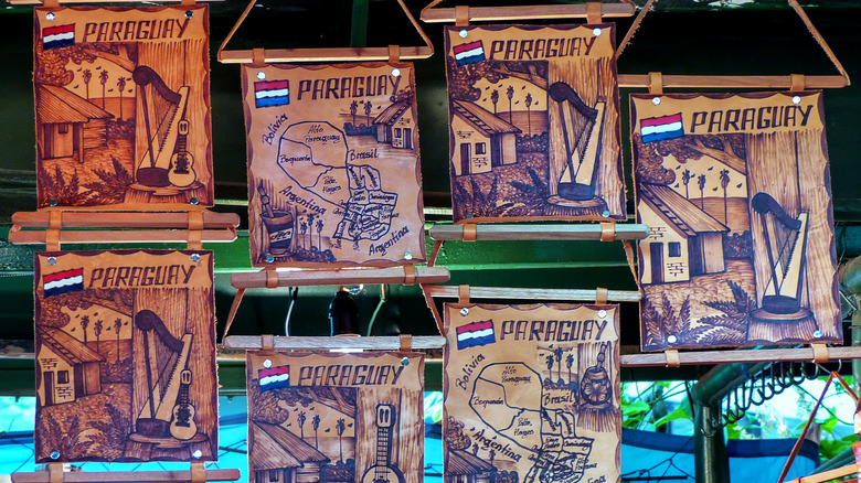 hand-craft art items in Asuncion