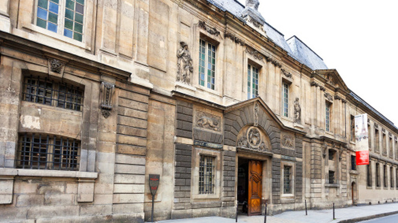 Exterior view from the street at Musée Carnavalet in Paris, France
