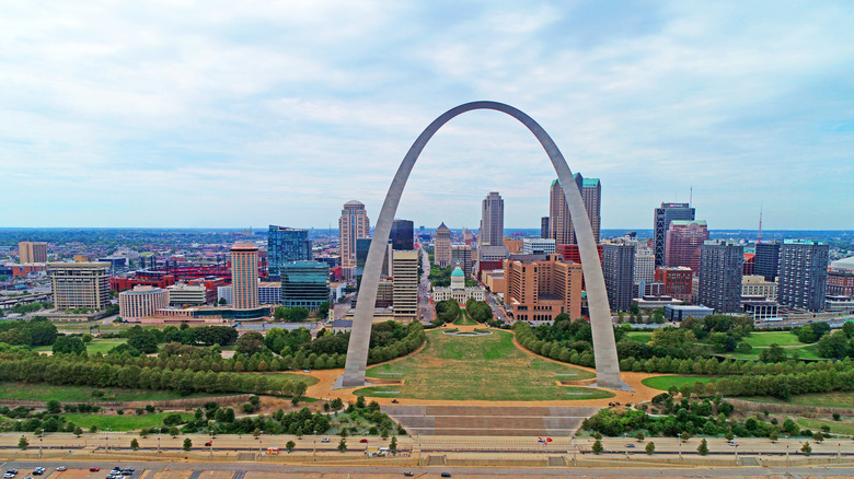 The Gateway Arch and cityscape in St. Louis, Missouri