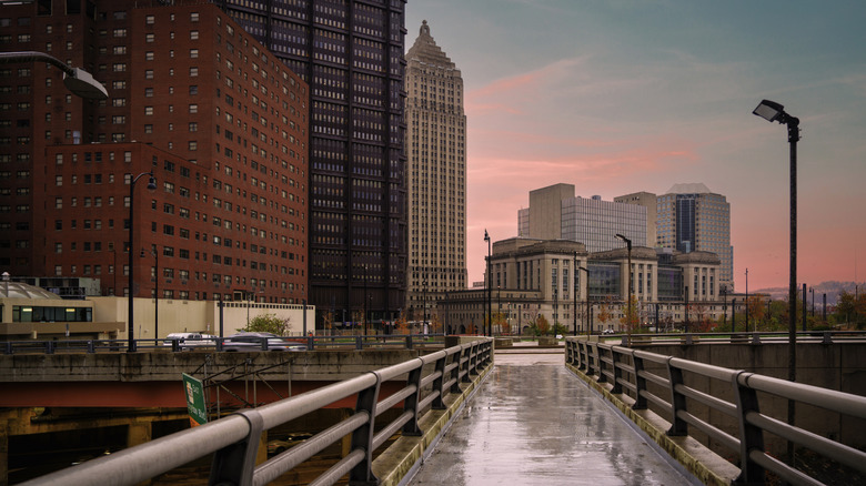 Pittsburgh, Pennsylvania skyline at sunset