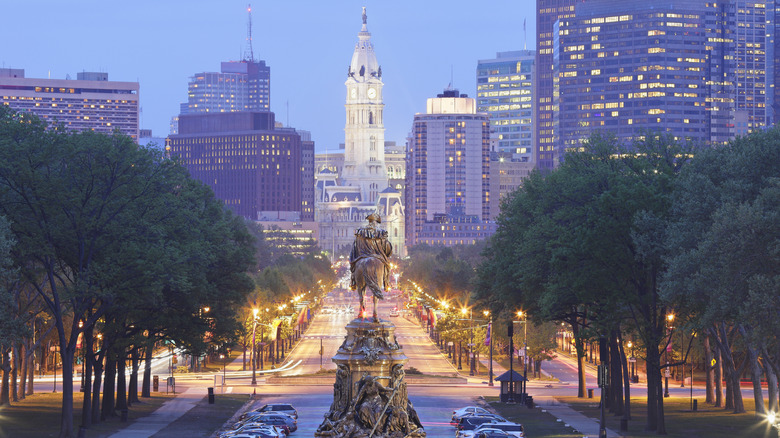 Philadelphia skyline from Washington Statue at dusk